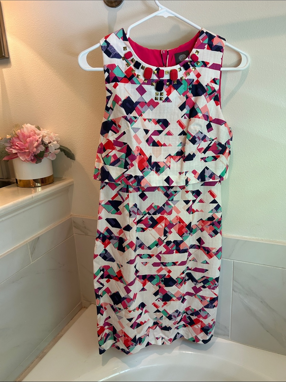 Vince Camuto Geometric Print Sleeveless Dress in Pink, Navy & Teal